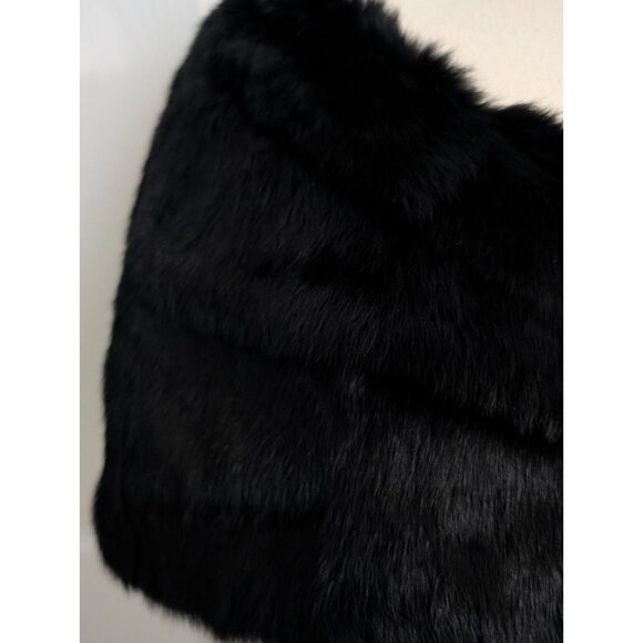 Lord and Taylor 100% Black Rabbit Fur Shrug Capelet Shawl Brooch - Picture 3 of 10